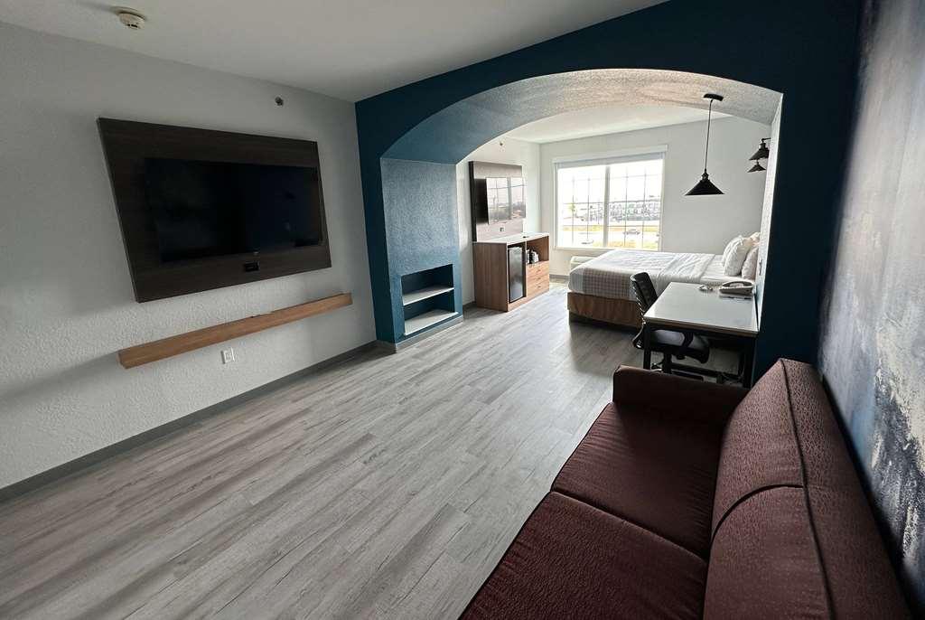 La Quinta Inn & Suites By Wyndham Ft Worth-Burleson Ruang foto
